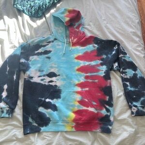 Tie-Dye Hoodie Men’s Large